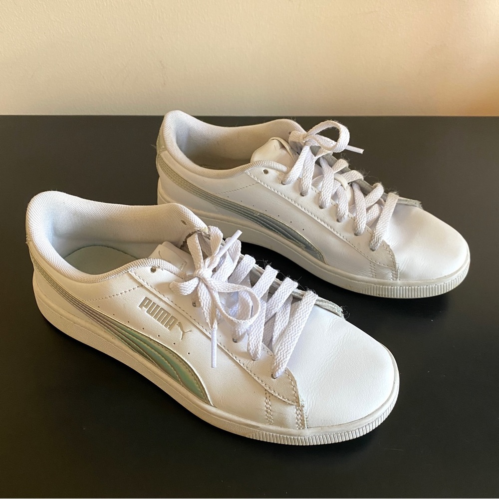 Puma Vikky Irresistible Sneakers View 2